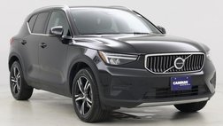 2025 Volvo XC40 B5 Core Bright Theme