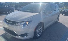 2019 Chrysler Pacifica Touring Plus