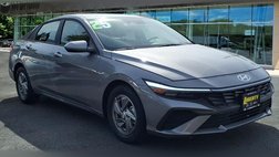 2025 Hyundai Elantra SE