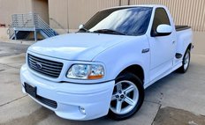 2003 Ford F-150 SVT LIGHTNING Base