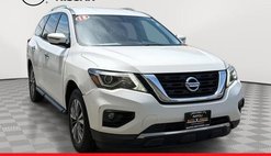 2018 Nissan Pathfinder SV