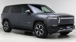 2024 Rivian R1S Adventure