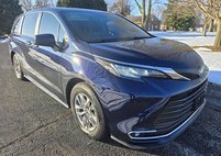2022 Toyota Sienna XLE 7-Passenger