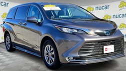 2023 Toyota Sienna XLE