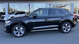 2022 Audi Q5 quattro Premium Plus 40 TFSI