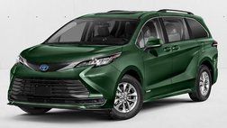 2024 Toyota Sienna LE 8-Passenger