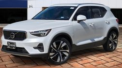 2023 Volvo XC40 B5 Ultimate Bright Theme
