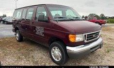 2004 Ford E-Series XL