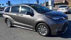 2021 Toyota Sienna LE 8-Passenger