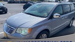 2015 Chrysler Town and Country Limited Platinum