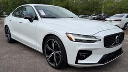 2024 Volvo S60 B5 Plus Dark Theme