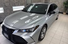 2021 Toyota Avalon Hybrid XSE