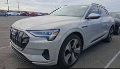 2022 Audi e-tron quattro Premium Plus