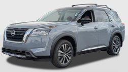 2025 Nissan Pathfinder Platinum