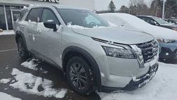 2023 Nissan Pathfinder S