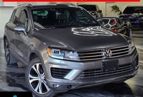 2017 Volkswagen Touareg V6 Wolfsburg