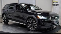 2023 Volvo V60 Cross Country B5 Ultimate