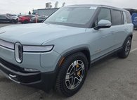 2023 Rivian R1S Adventure