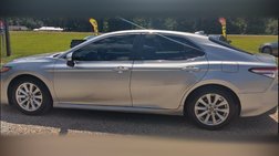 2019 Toyota Camry LE (Natl)