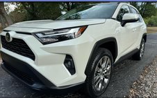 2022 Toyota RAV4 XLE Premium