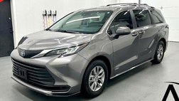 2021 Toyota Sienna LE 8-Passenger