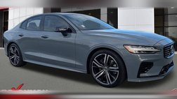 2022 Volvo S60 Recharge T8 R-Design