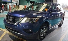 2020 Nissan Pathfinder SV