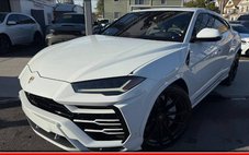 2020 Lamborghini Urus Base