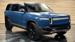 2024 Rivian R1S Adventure
