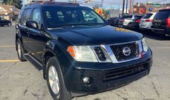 2008 Nissan Pathfinder SE