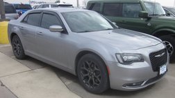 2018 Chrysler 300 S