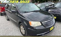 2012 Chrysler Town and Country Touring