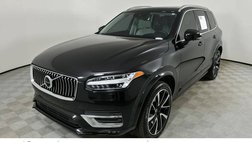 2021 Volvo XC90 T6 Momentum 7-Passenger