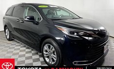 2023 Toyota Sienna Platinum 7-Passenger
