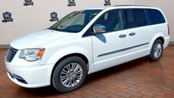 2015 Chrysler Town and Country Touring-L