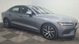 2020 Volvo S60 T5 Momentum