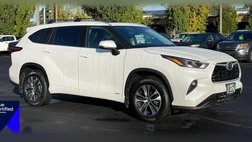 2022 Toyota Highlander Hybrid XLE