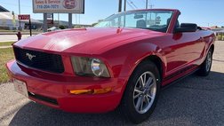 2005 Ford Mustang V6 Deluxe