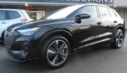 2024 Audi Q4 e-tron quattro Premium Plus 55