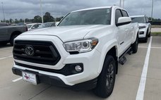 2023 Toyota Tacoma SR5 RWD