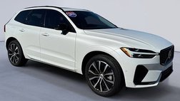 2023 Volvo XC60 Recharge T8 Plus Dark Theme