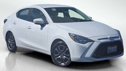2020 Toyota Yaris LE