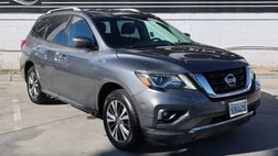 2018 Nissan Pathfinder SV