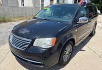 2014 Chrysler Town and Country 
