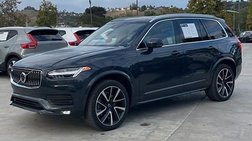 2022 Volvo XC90 T6 Momentum 7-Passenger