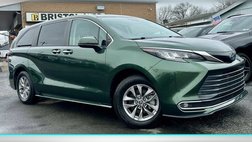 2022 Toyota Sienna XLE 7-Passenger