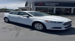 2013 Ford Fusion S