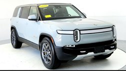 2023 Rivian R1S Adventure
