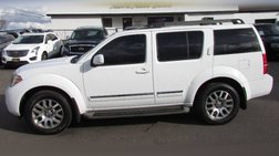 2010 Nissan Pathfinder LE