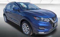 2022 Nissan Rogue Sport SV